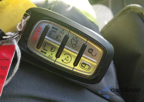 2022 Chrysler Pacifica Limited from USA, damaged, VIN 2C4RC1GGXNR177563